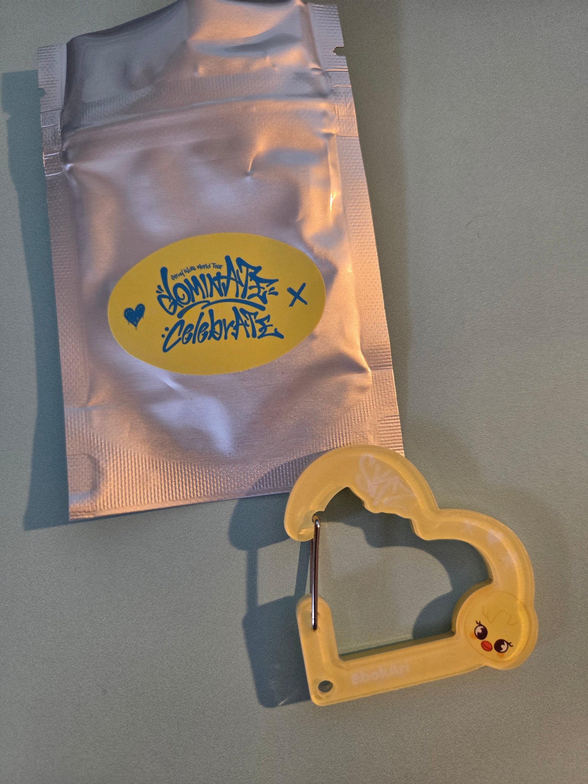 Stray Kids CelebrATE DominATE Pop Up Store Official MD: Carabiner - Felix Heart