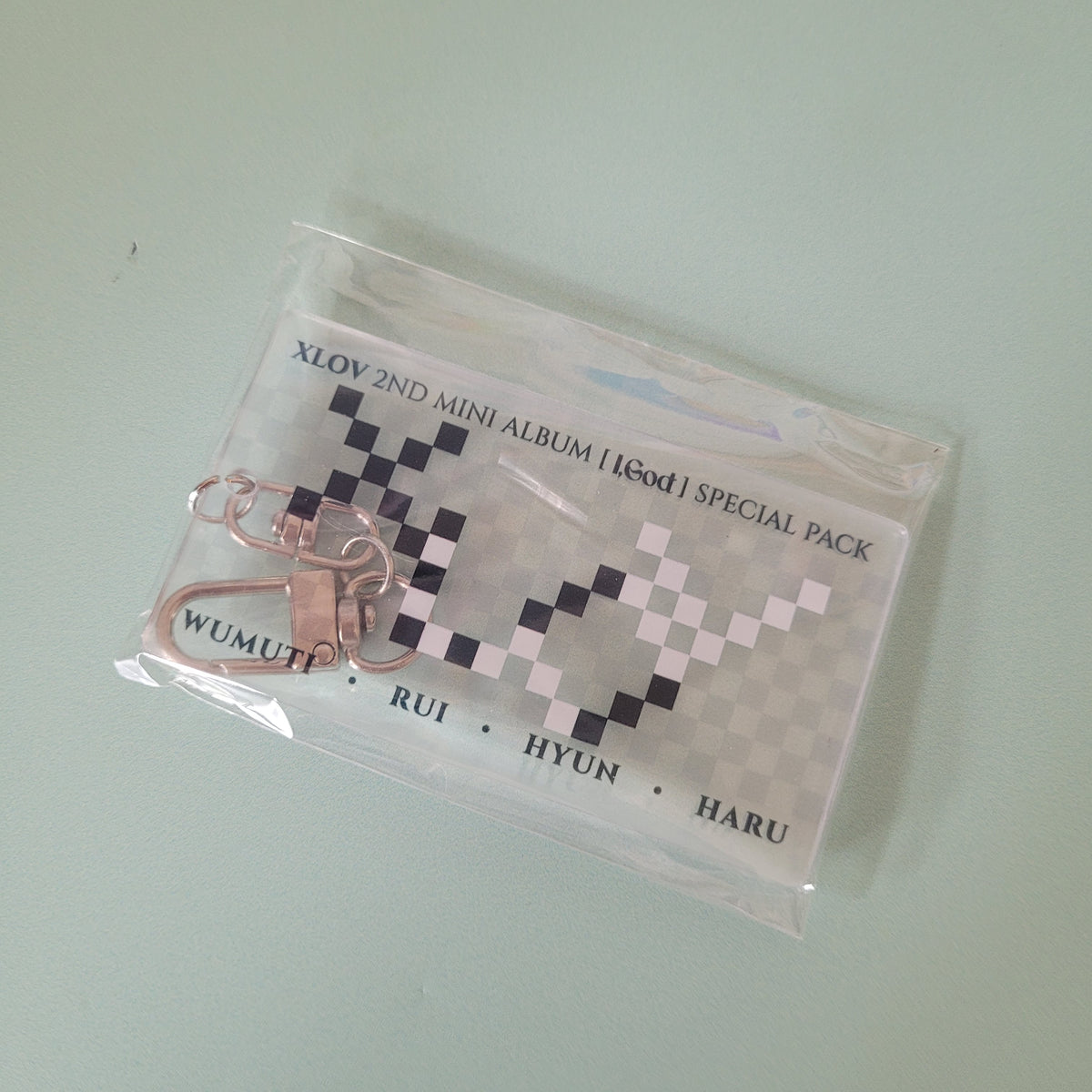 XLOV - I, God Special Pack Inclusions - Keyring