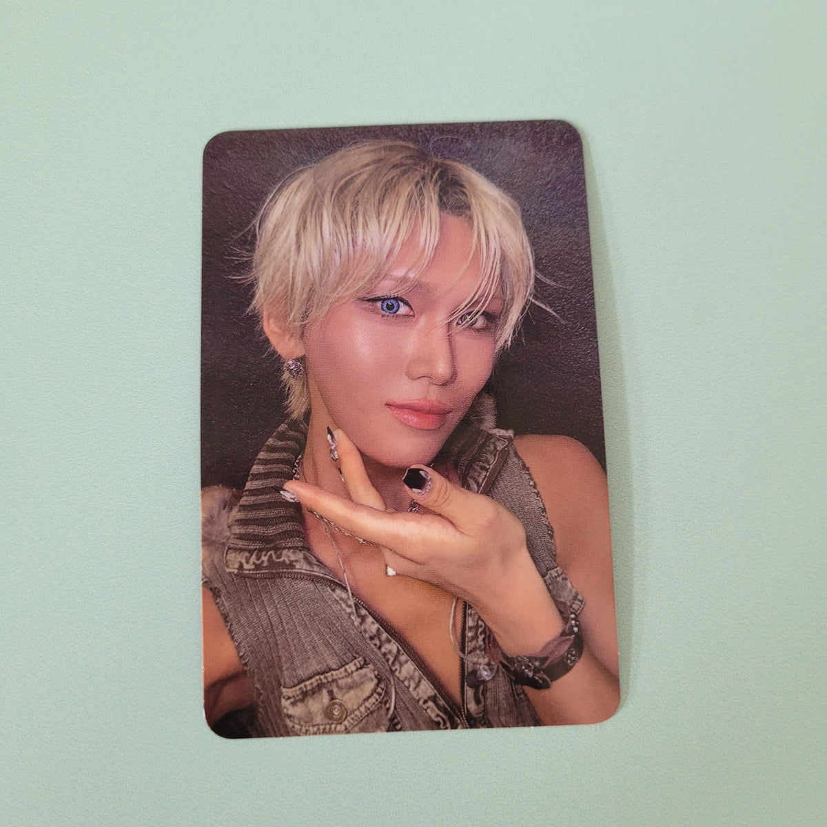 XLOV - I, God Special Pack - Hyun