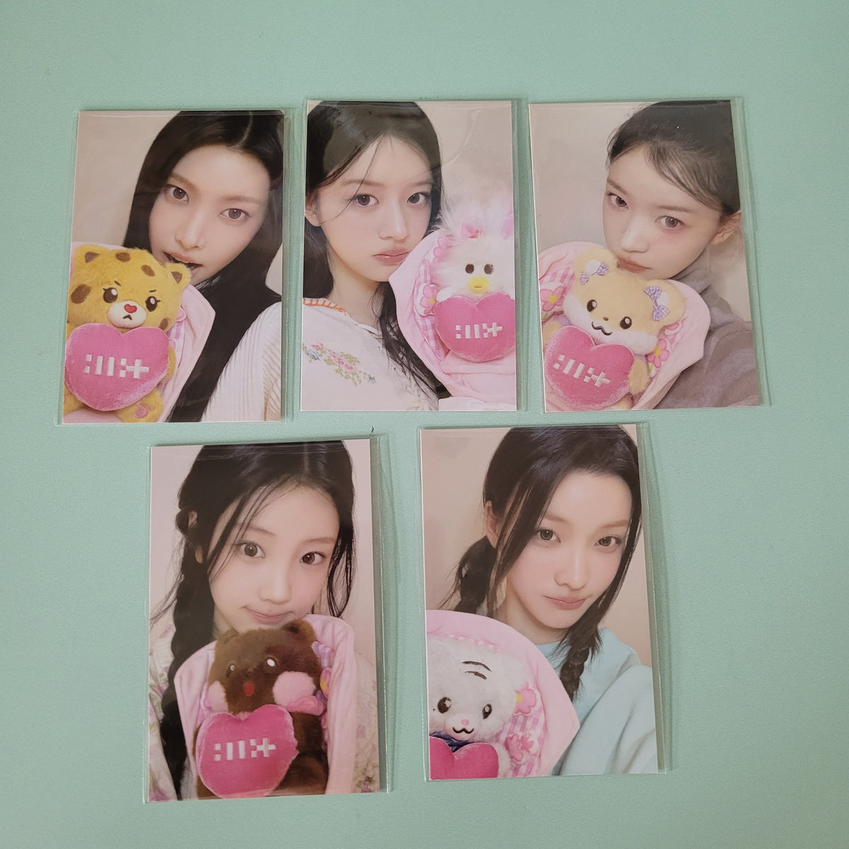 Illit - 2nd Debut Anniversary MD Dearlit POB