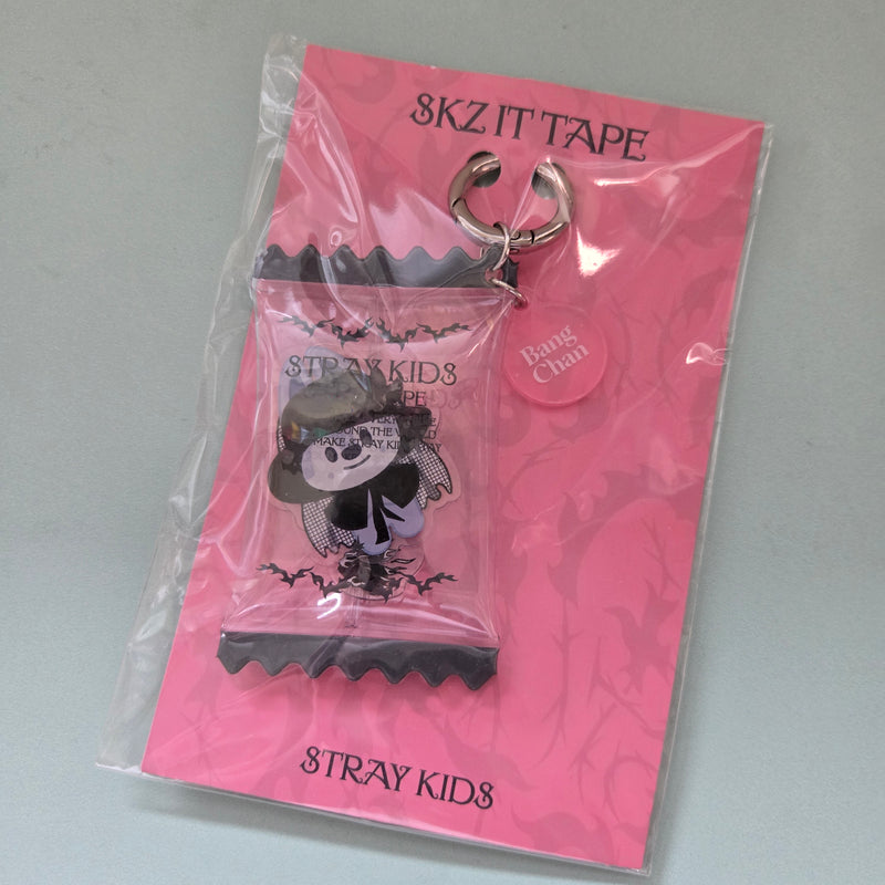 Stray Kids - Do It Pop Up Official MD: SKZOO SHAKER KEYRING - Wolf Chan