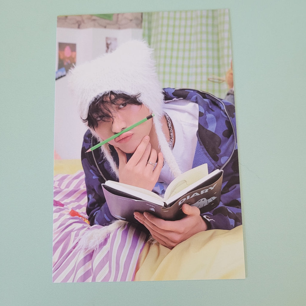 ATEEZ - Ghosteez: Postcard - KPop Idol