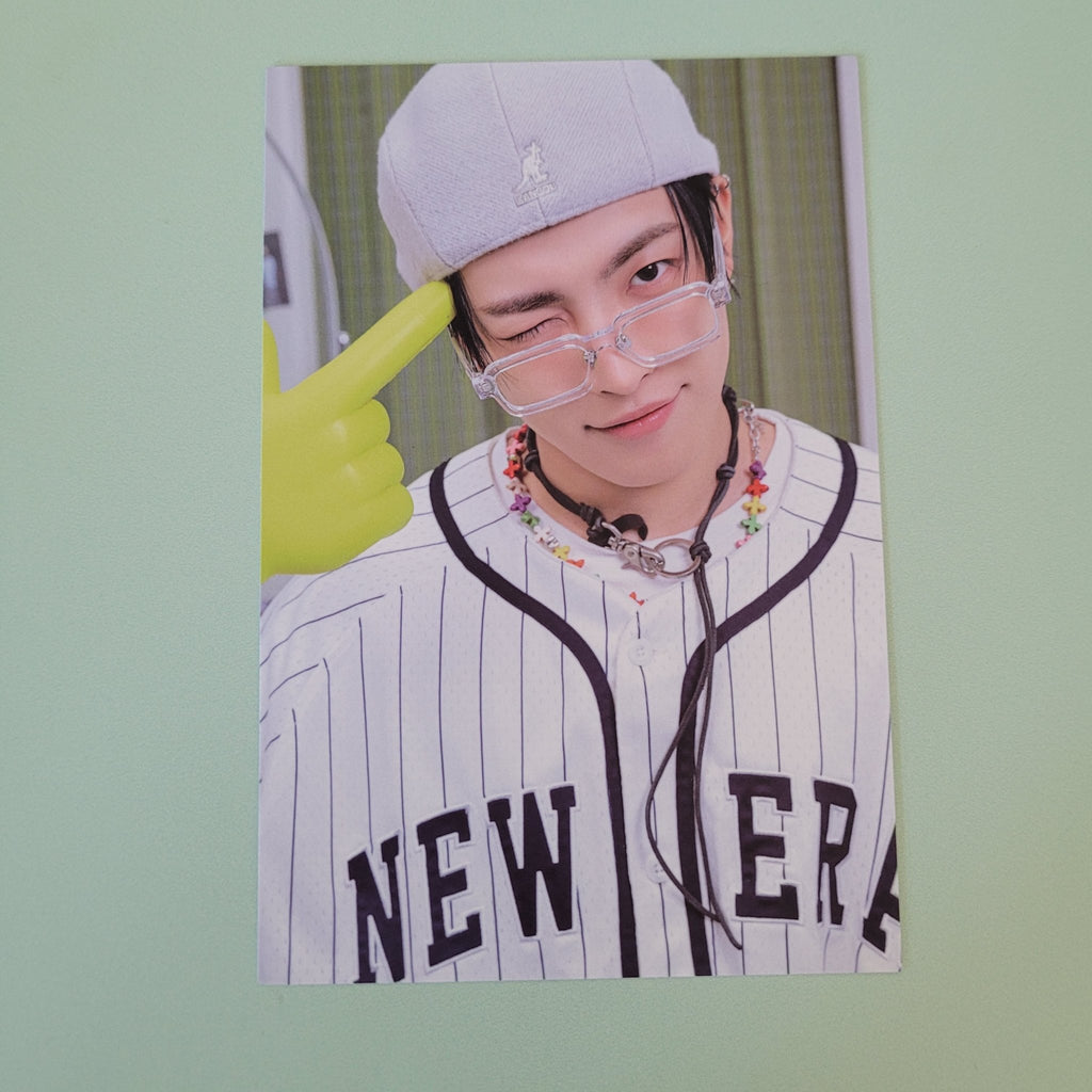 ATEEZ - Ghosteez: Postcard - KPop Idol