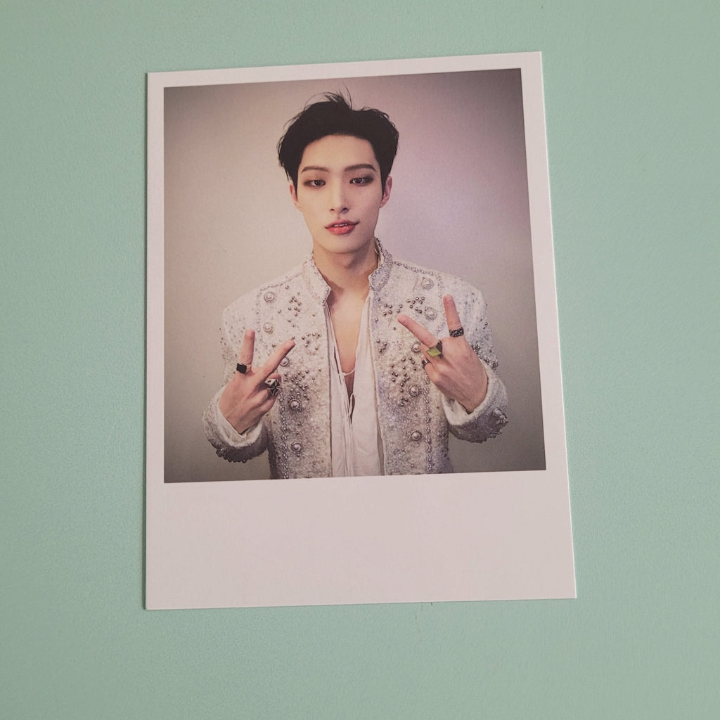 Ateez Golden Hour Pt.1 Work to Live Large Polaroid Set (member choice) - KPop Idol