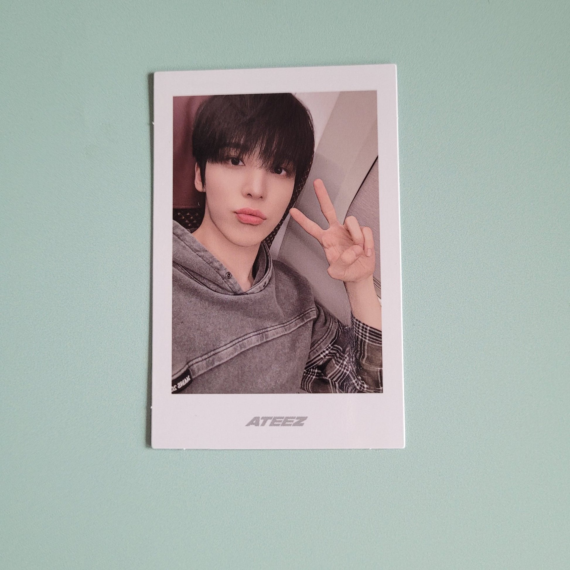 Ateez Golden Hour Pt.3 Poca Album Polaroid PC: Yunho - KPop Idol