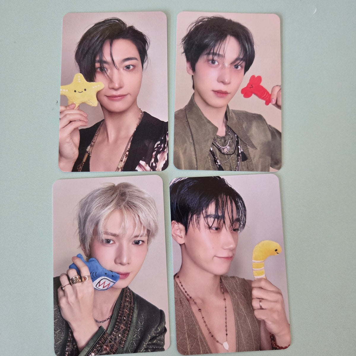 ATEEZ - Golden Hour Pt.5 POB: Makestar - KPop Idol