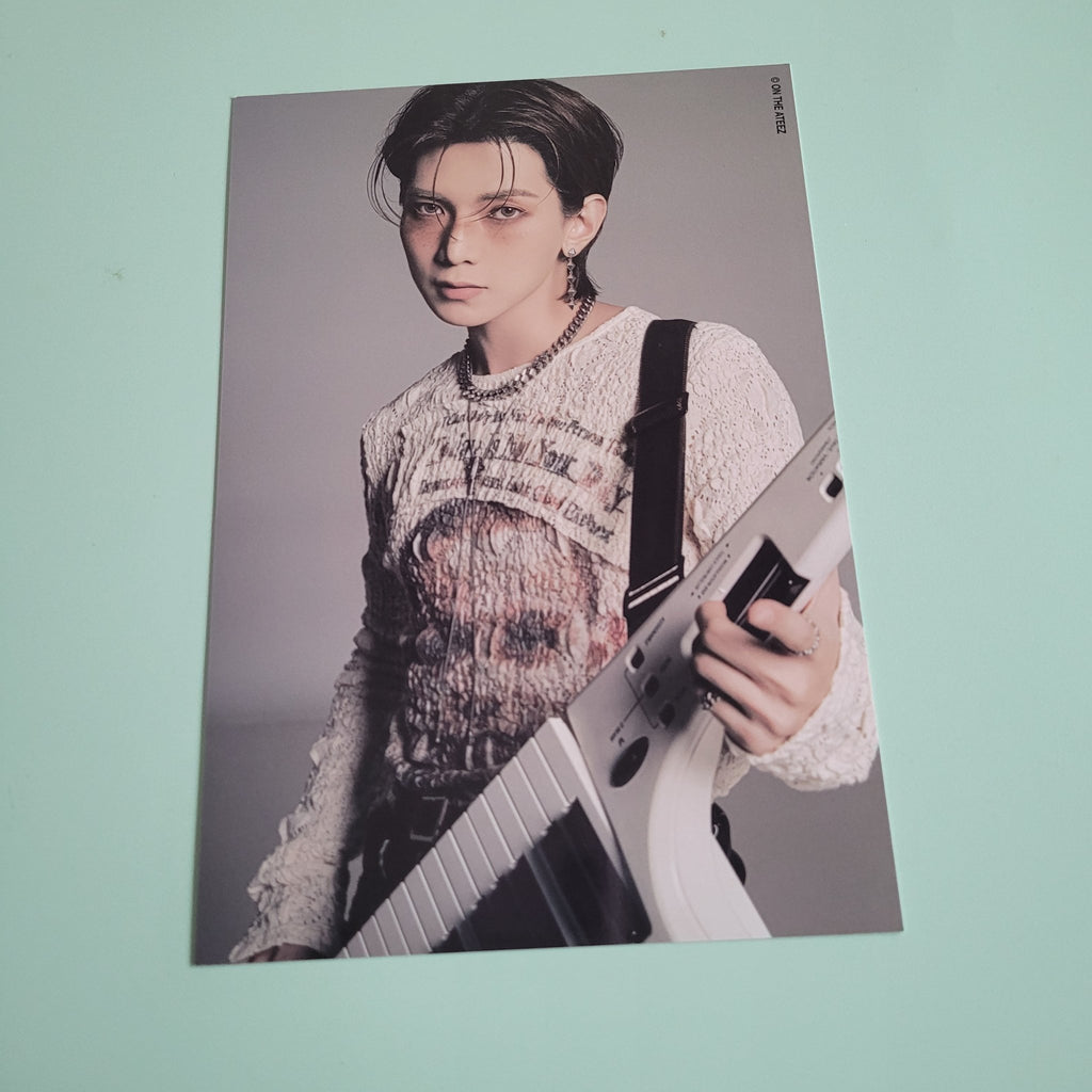 Ateez Seasons Greetings 2025 Glossy Double Sided Mini Poster (member choice) - KPop Idol