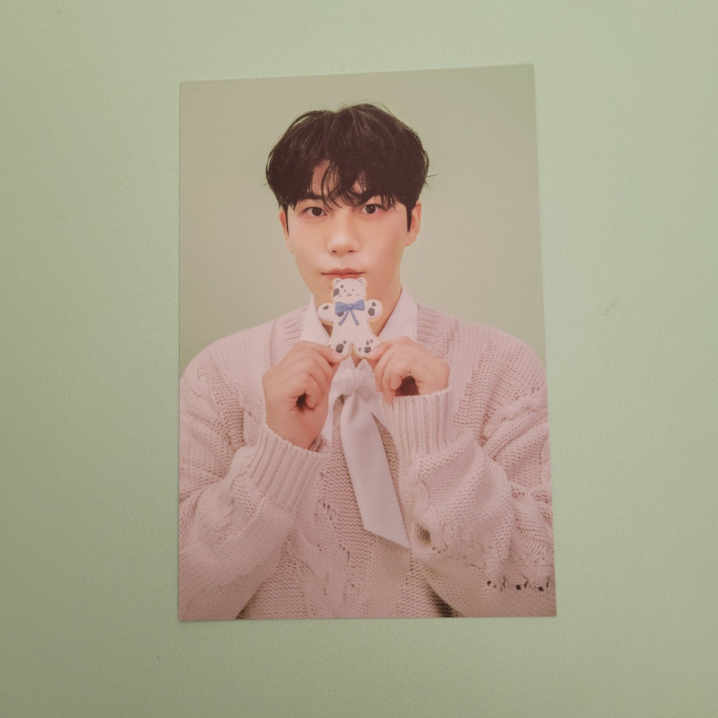 Ateez - Season's Greetings 2026: Pastry Shop - Postcard - KPop Idol