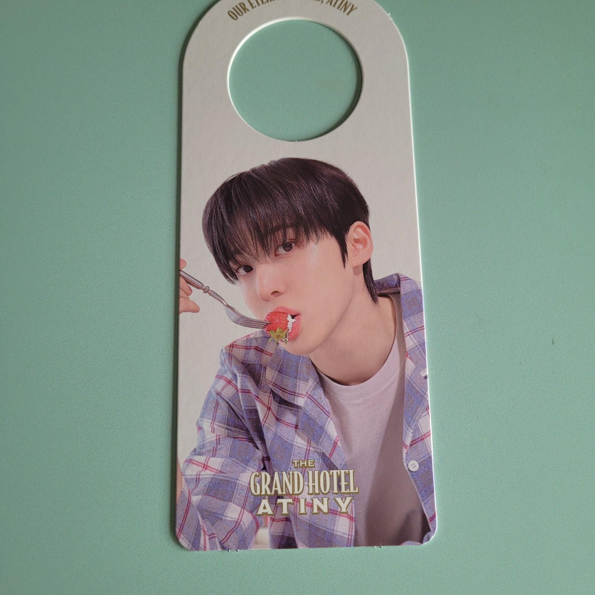Ateez - The Grand Hotel ATINY Fan Kit: Door Hanger (member choice) - KPop Idol