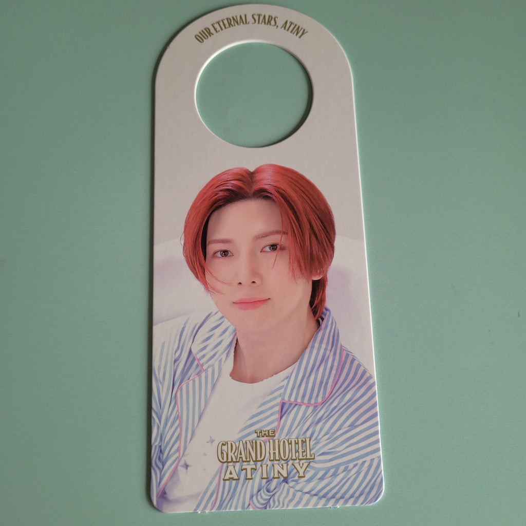 Ateez - The Grand Hotel ATINY Fan Kit: Door Hanger (member choice) - KPop Idol