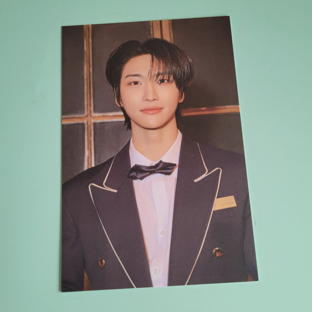 Ateez - The Grand Hotel ATINY Fan Kit: Postcard (member choice) - KPop Idol
