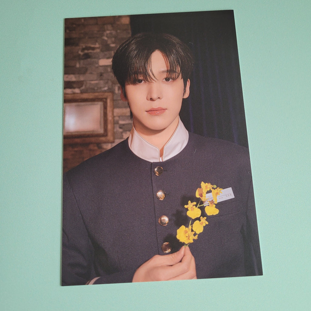 Ateez - The Grand Hotel ATINY Fan Kit: Postcard (member choice) - KPop Idol