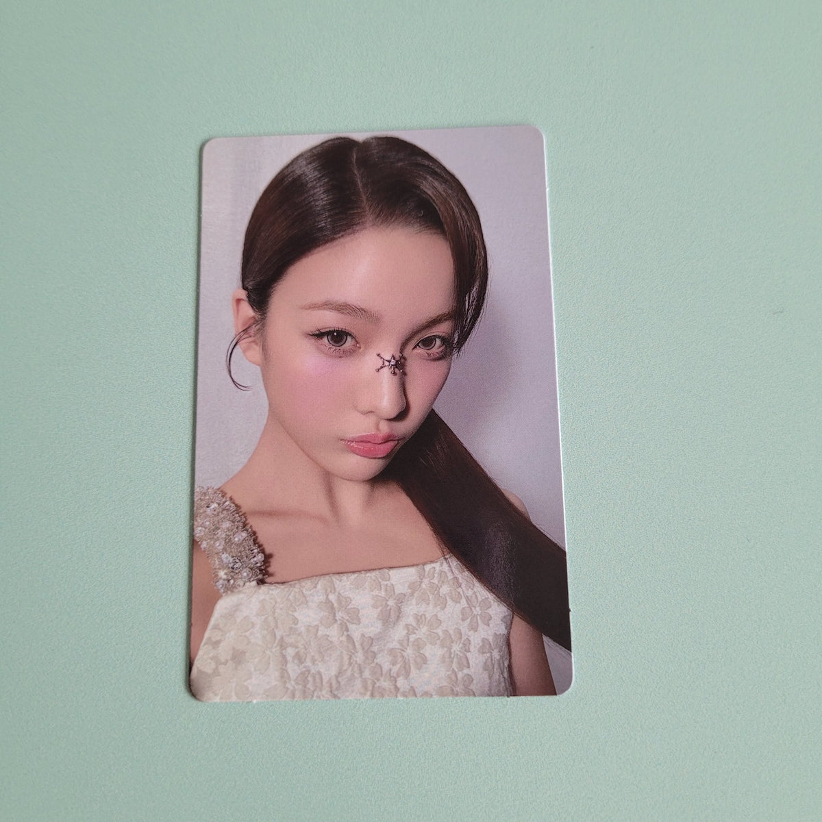 Illit - Bomb POB: Weverse Shop - Iroha - KPop Idol