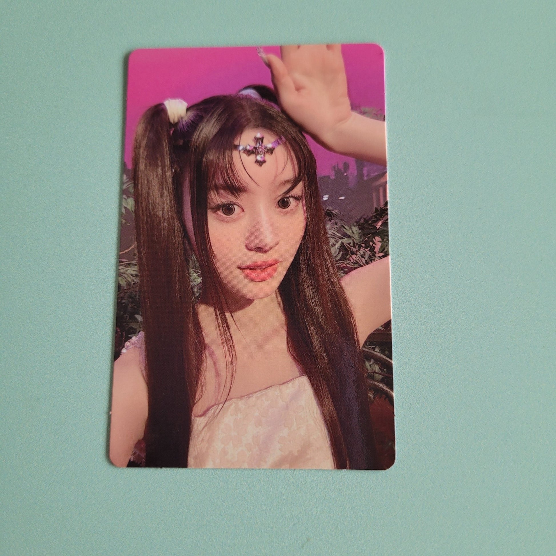 Illit - Bomb POB: Weverse Shop - Minju - KPop Idol