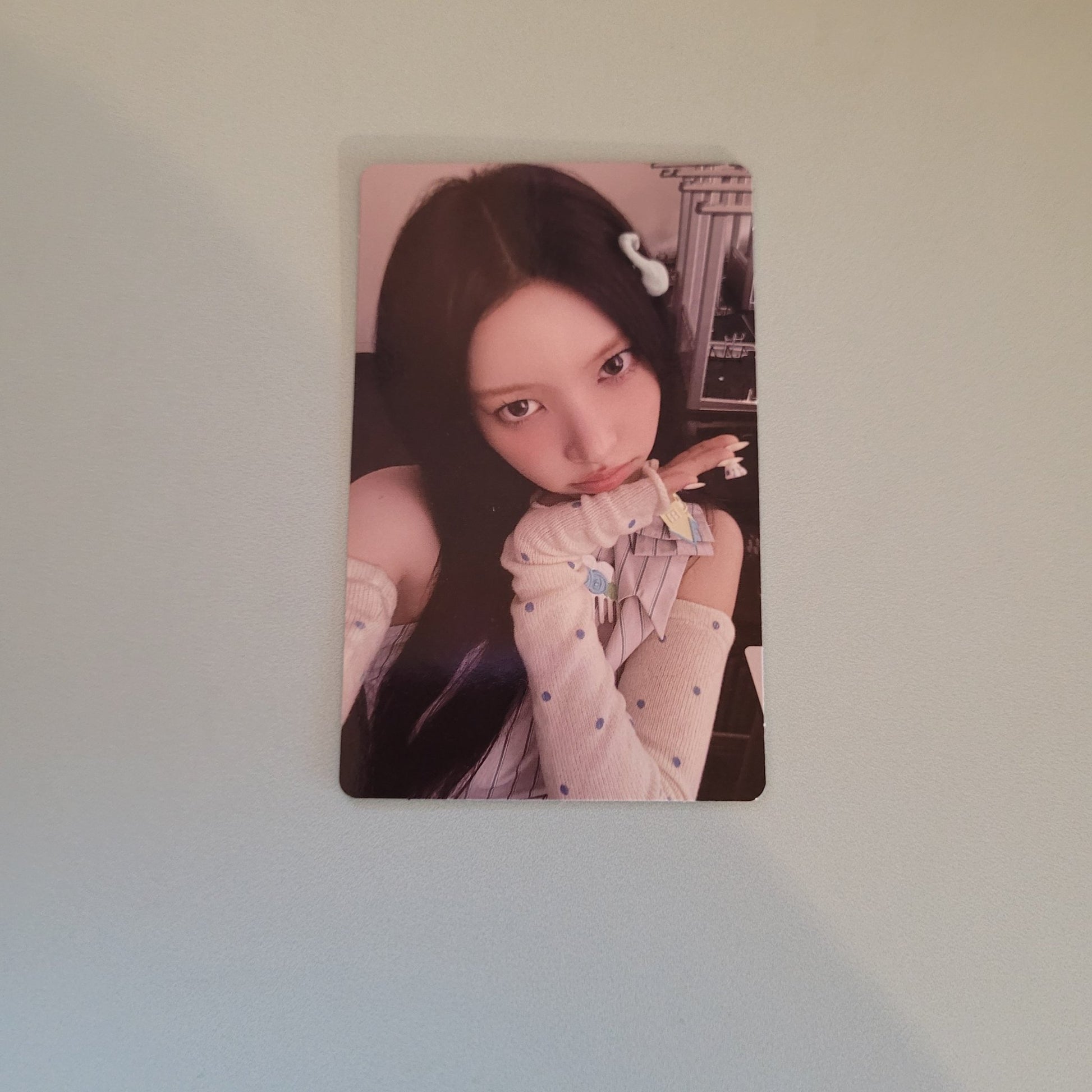 ILLIT - Not Cute Anymore POB: Weverse Shop Fan Sign - Yunah - KPop Idol