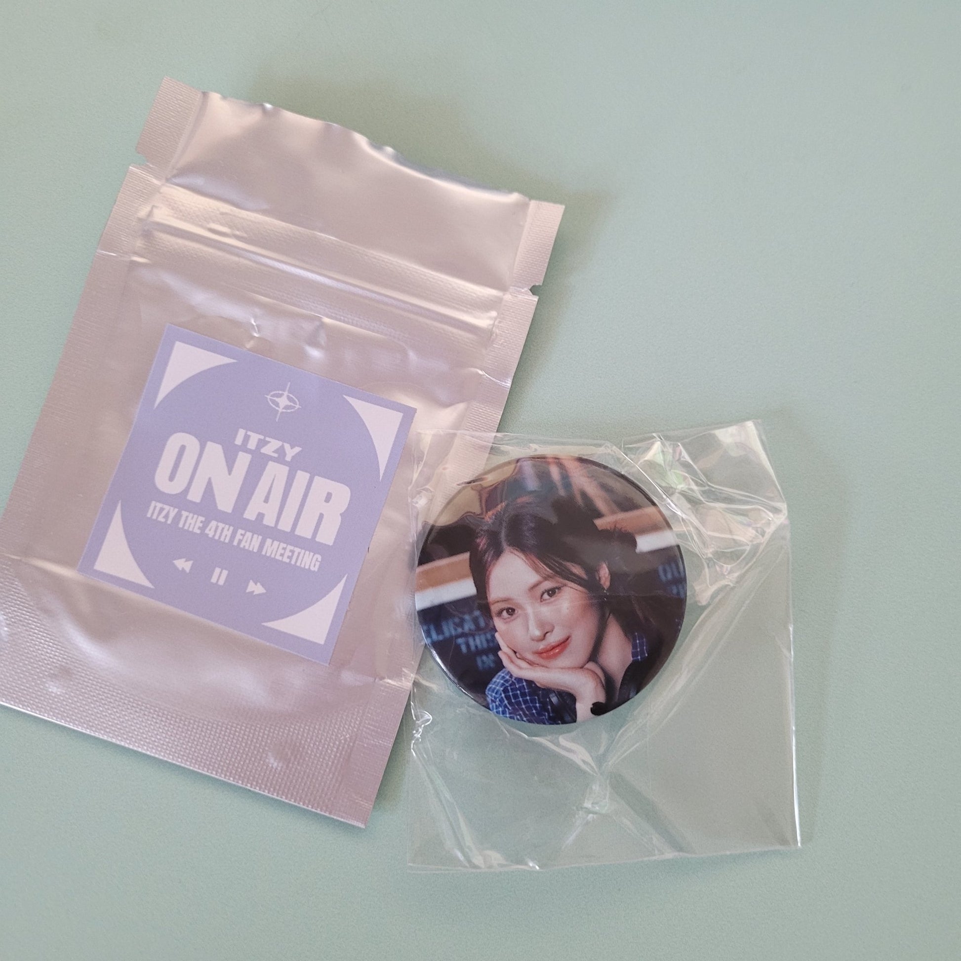 Itzy - On Air Pop Up Can Badge - Ryujin - KPop Idol