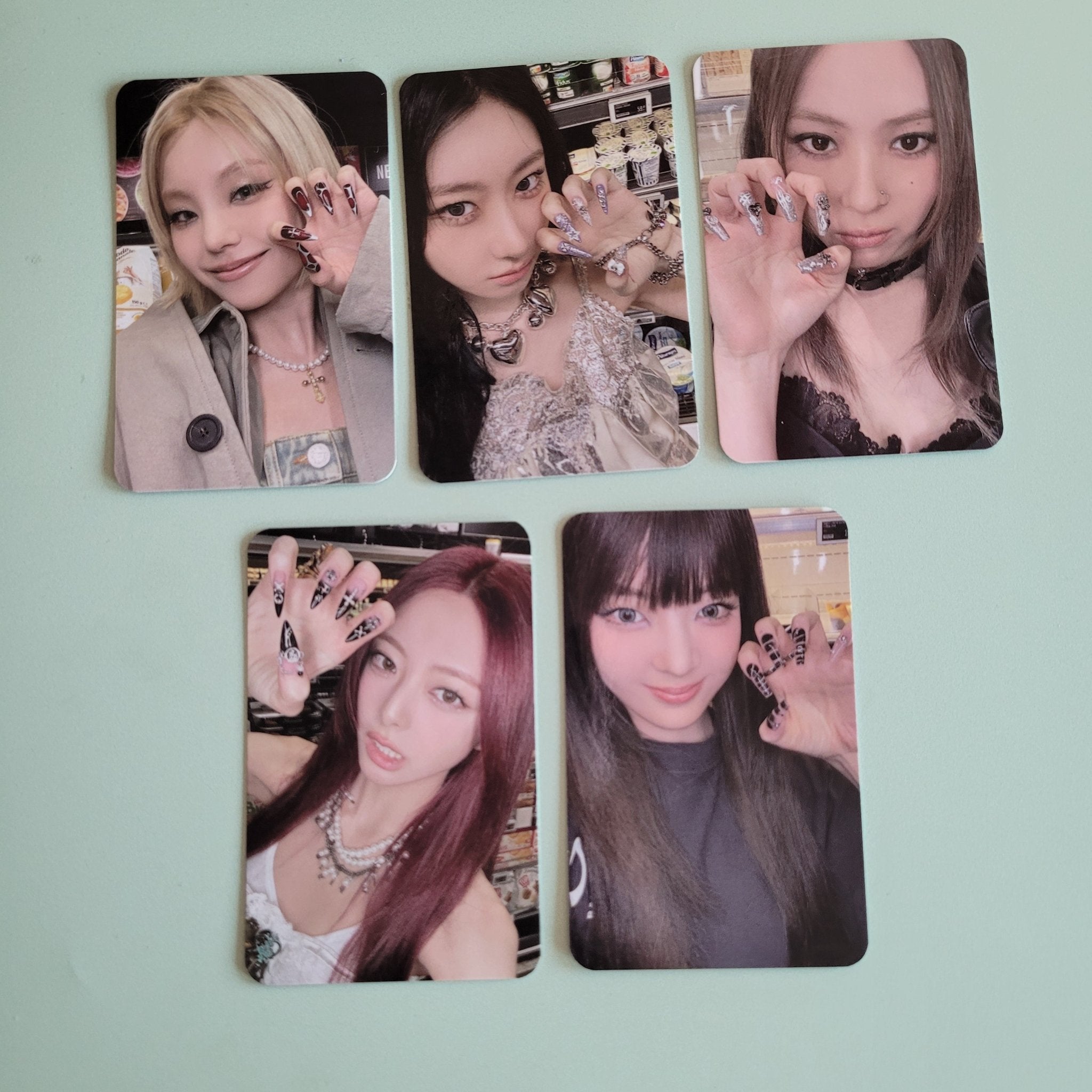 Yeji Official KPop Merch & Albums | KPop Idol Shop