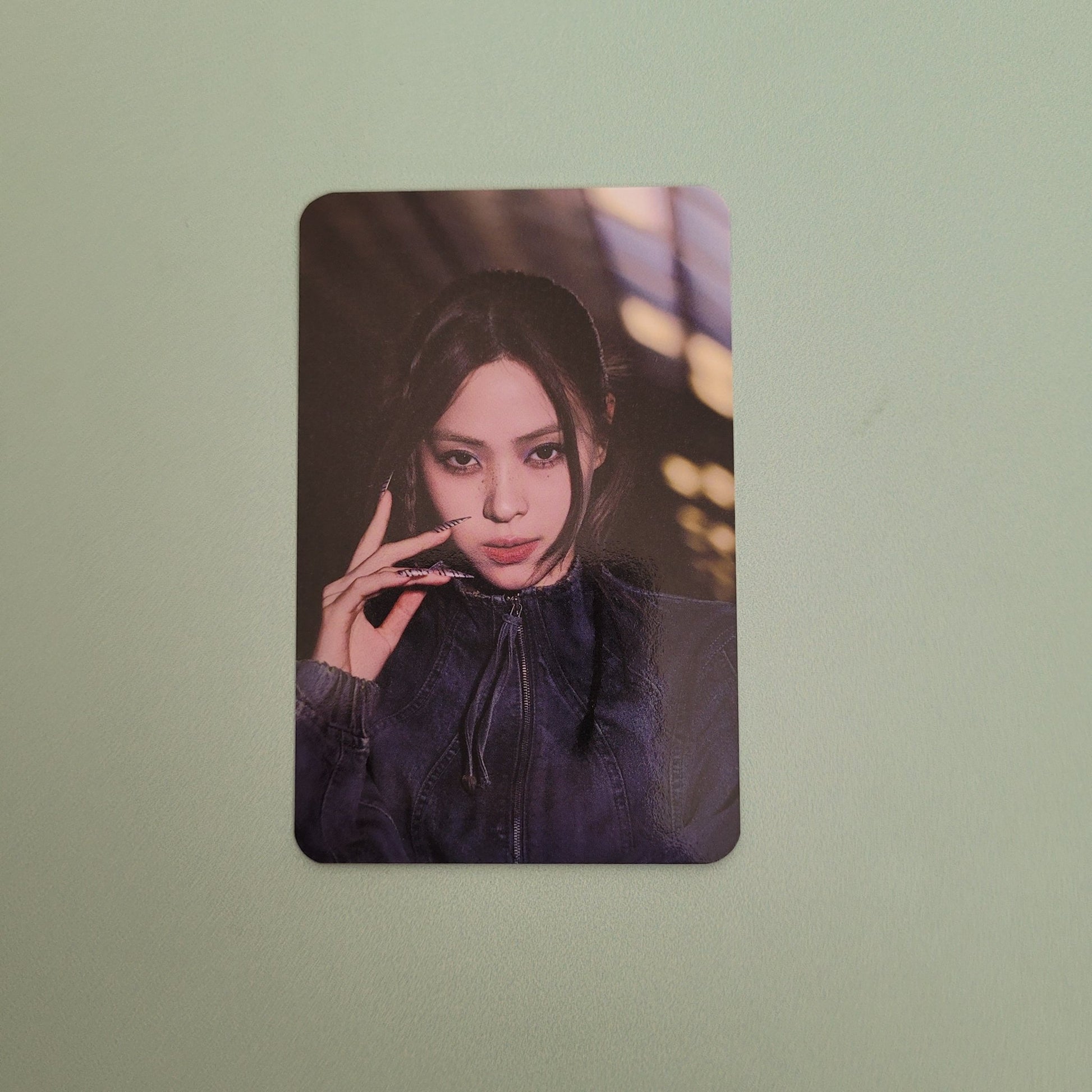 ITZY - Tunnel Vision Random Trading Card - Ryunjin - KPop Idol