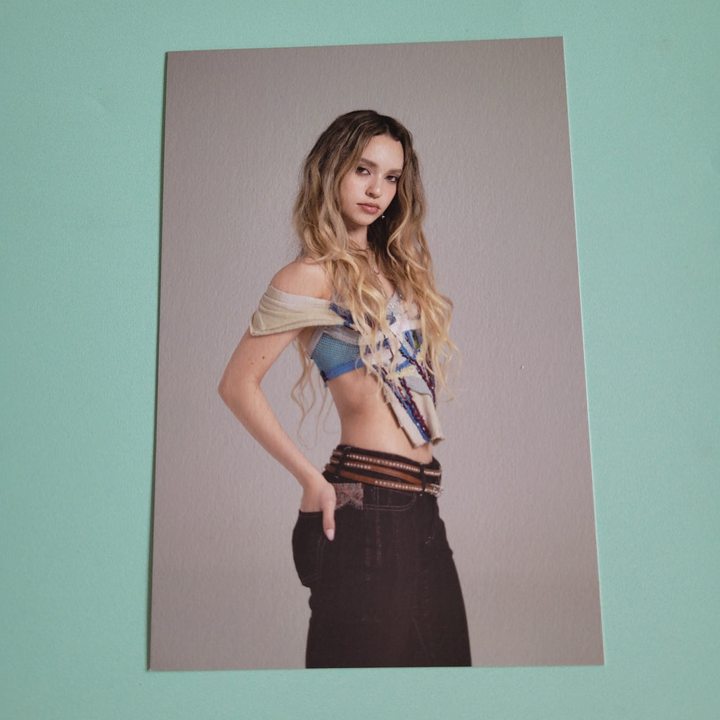 Katseye - SIS Soft is Strong Postcard (member choice) - KPop Idol