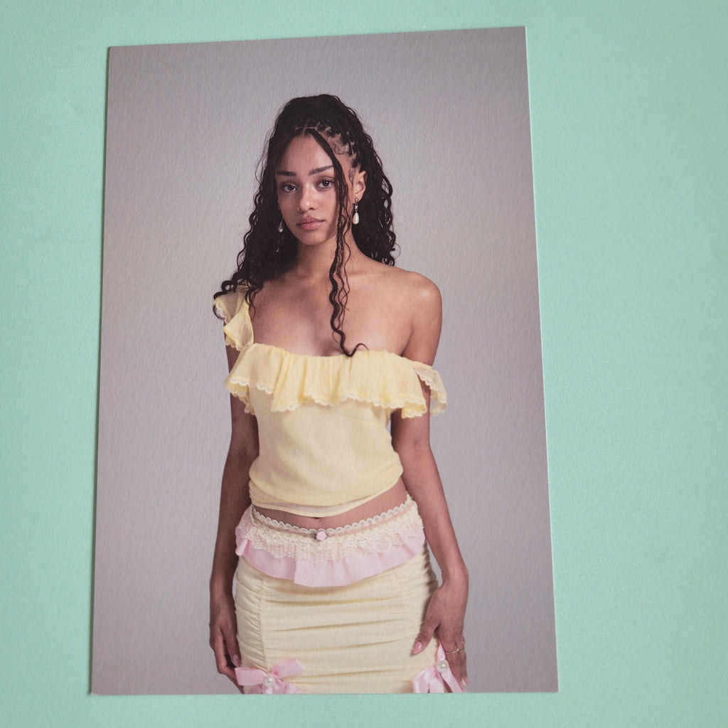 Katseye - SIS Soft is Strong Postcard (member choice) - KPop Idol