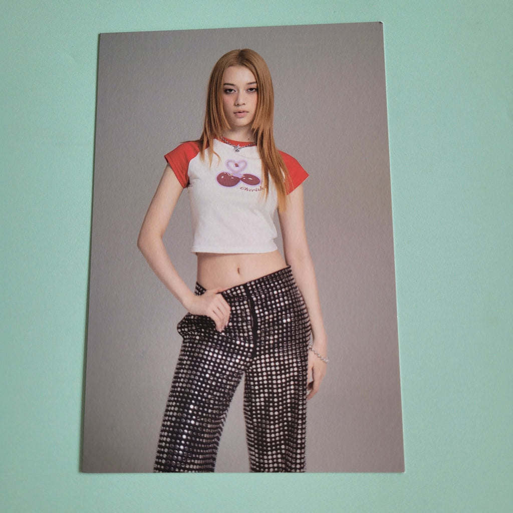 Katseye - SIS Soft is Strong Postcard (member choice) - KPop Idol