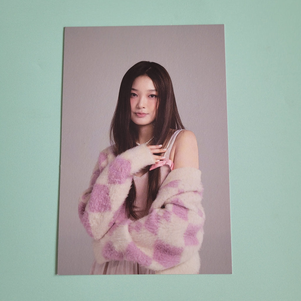 Katseye - SIS Soft is Strong Postcard (member choice) - KPop Idol