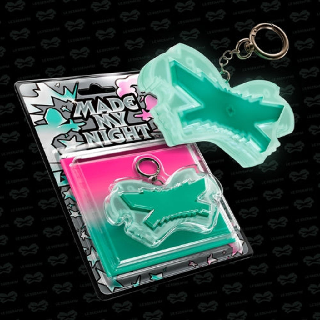 (Pre Order) Le Sserafim - Made My Night: Glow Clicker Keychain (Green)