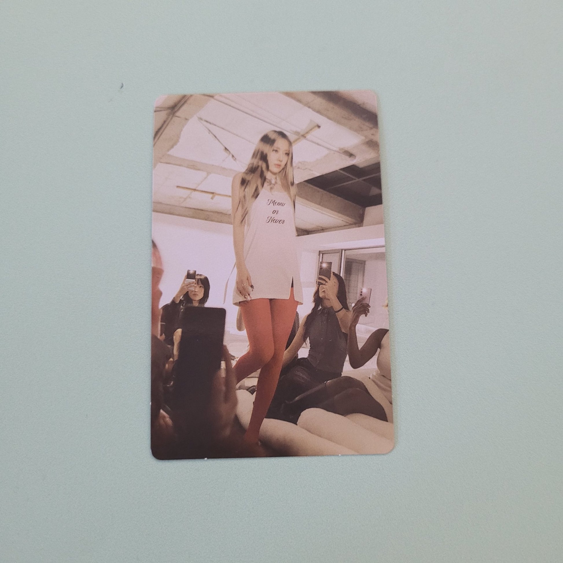 Le Sserafim - Crazy Random Trading Card - Sakura - KPop Idol