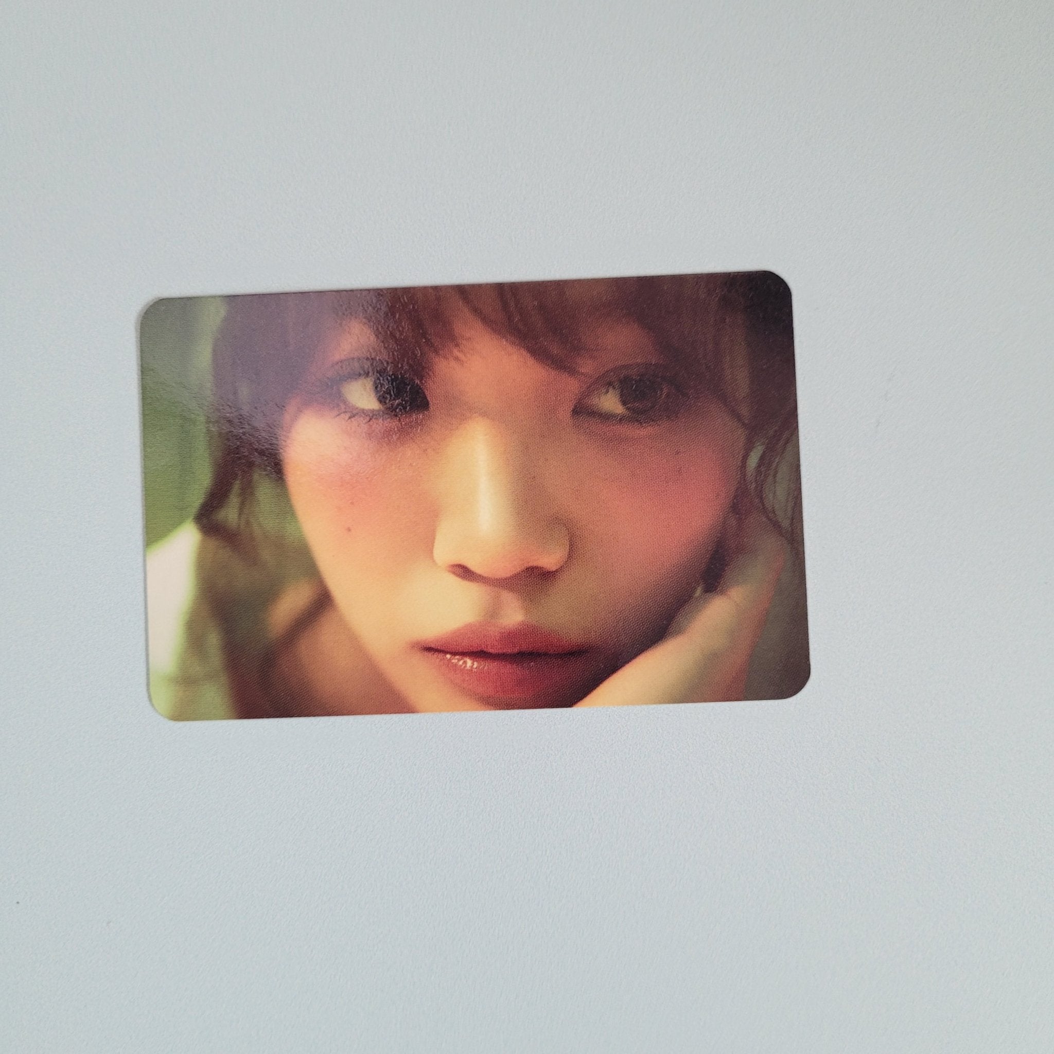 Le sserafim outlet chaewon photocard