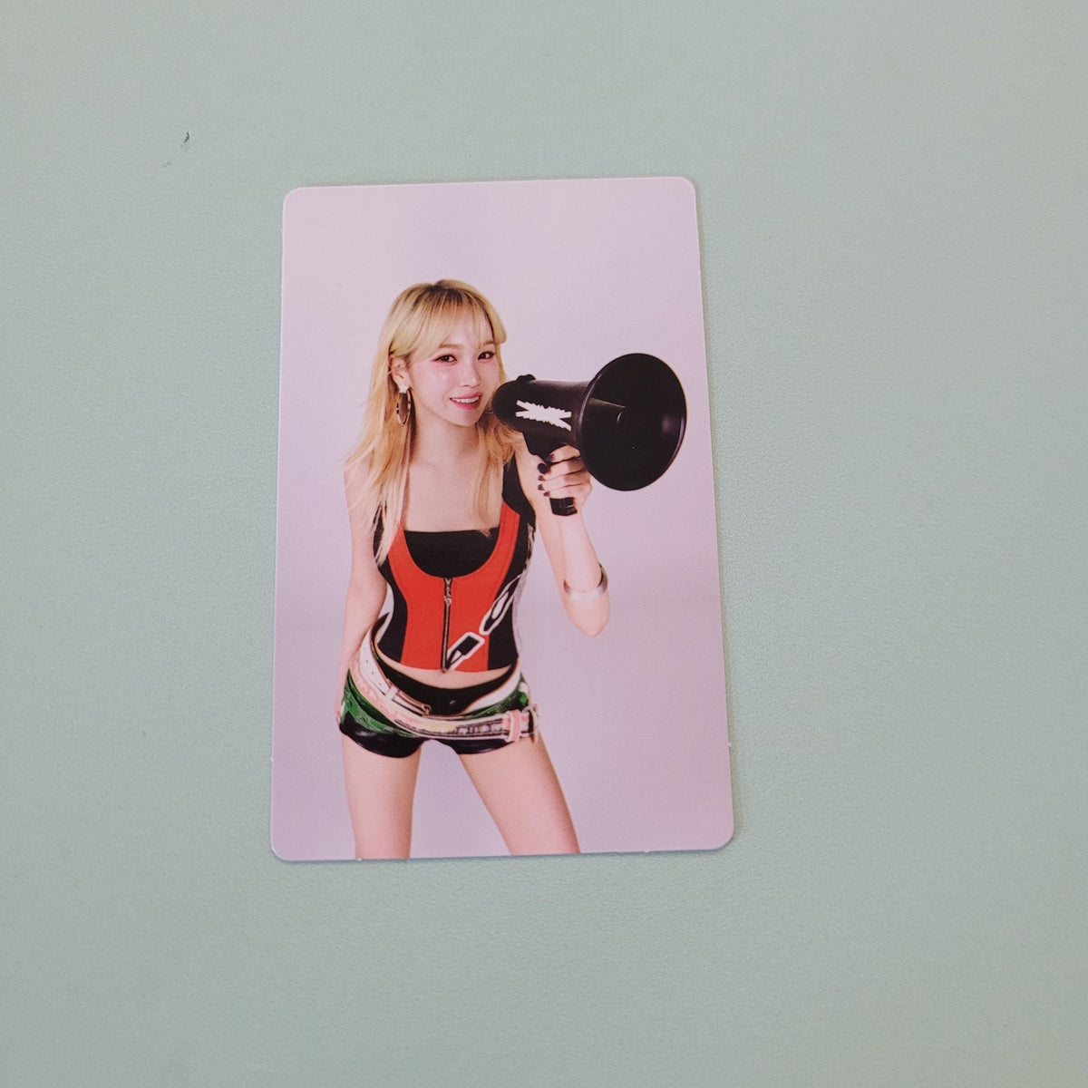 Le Sserafim - Fearnada Random Trading Card - Chaewon - KPop Idol