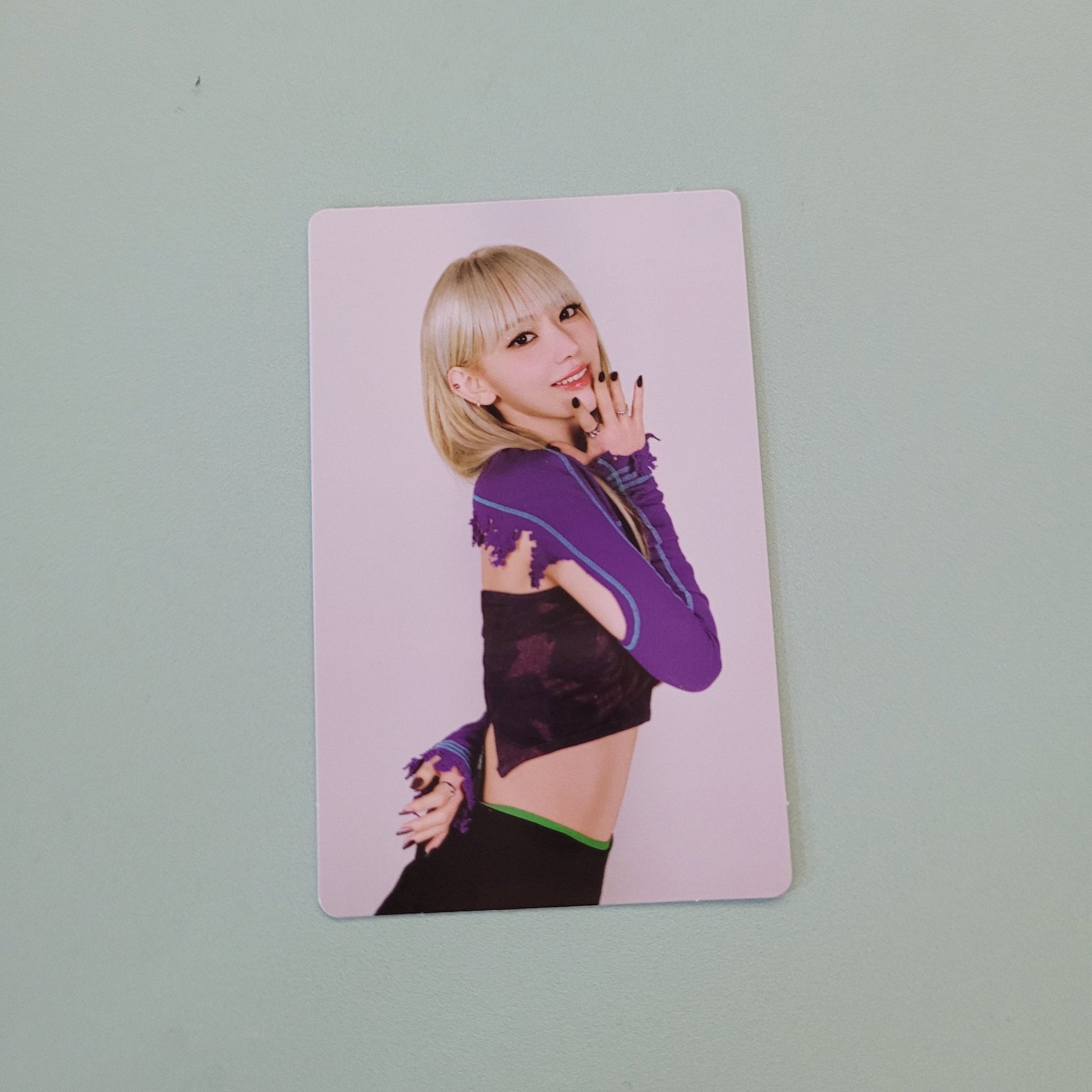 Le Sserafim - Fearnada Random Trading Card - Sakura - KPop Idol