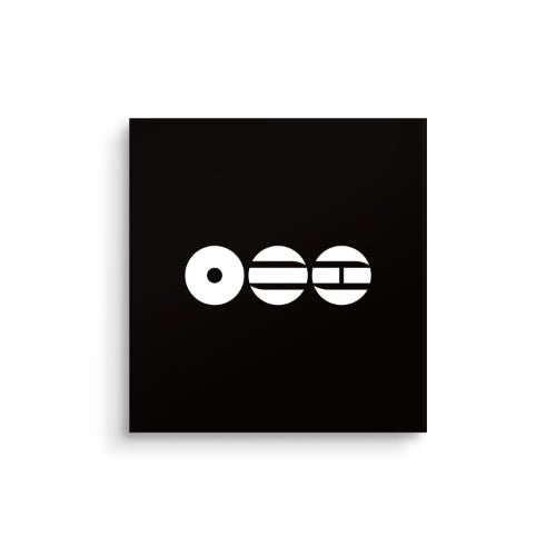 (Pre Order) BTS - Arirang: T-Shirt CD Box Set - KPop Idol
