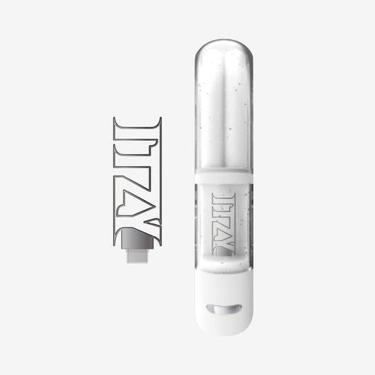 (Pre Order) ITZY - 3rd World Tour Tunnel Vision Official MD: LIGHT RING V2 CUSTOM PICK