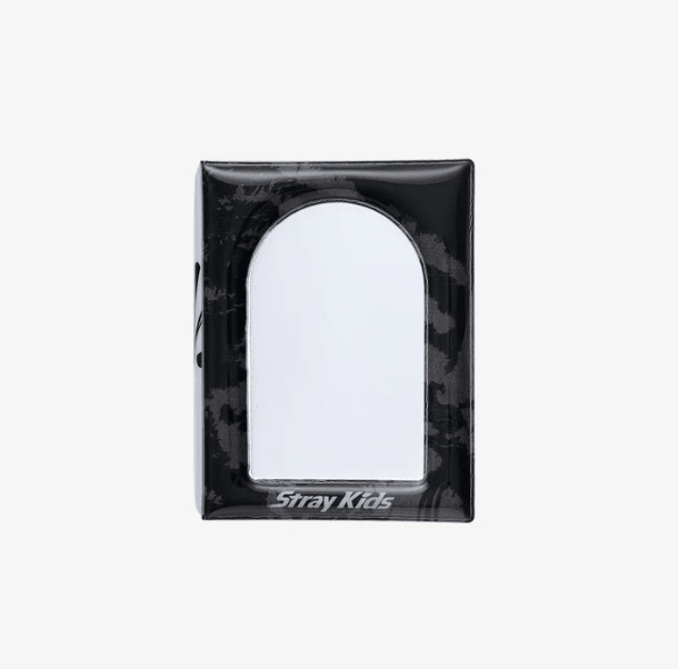 (Pre Order) Stray Kids - World Tour <Run It Japan> Official MD: PHOTOCARD CASE - KPop Idol