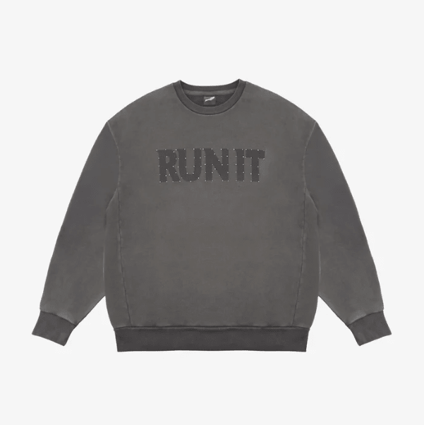 (Pre Order) Stray Kids - World Tour <Run It Japan> Official MD: SWEATSHIRT - KPop Idol