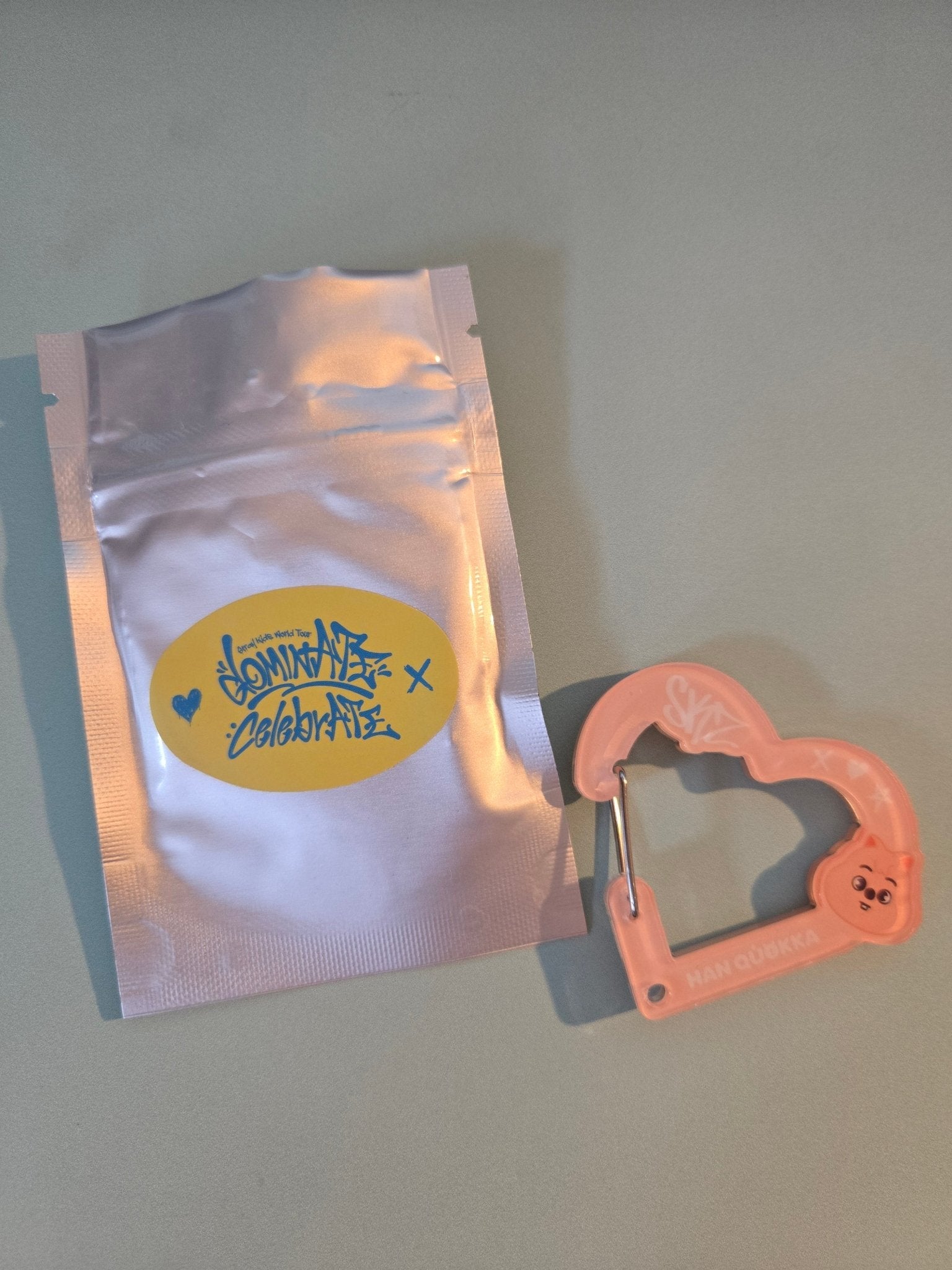 Stray Kids CelebrATE DominATE Pop Up Store Official MD: Carabiner - Han Heart - KPop Idol