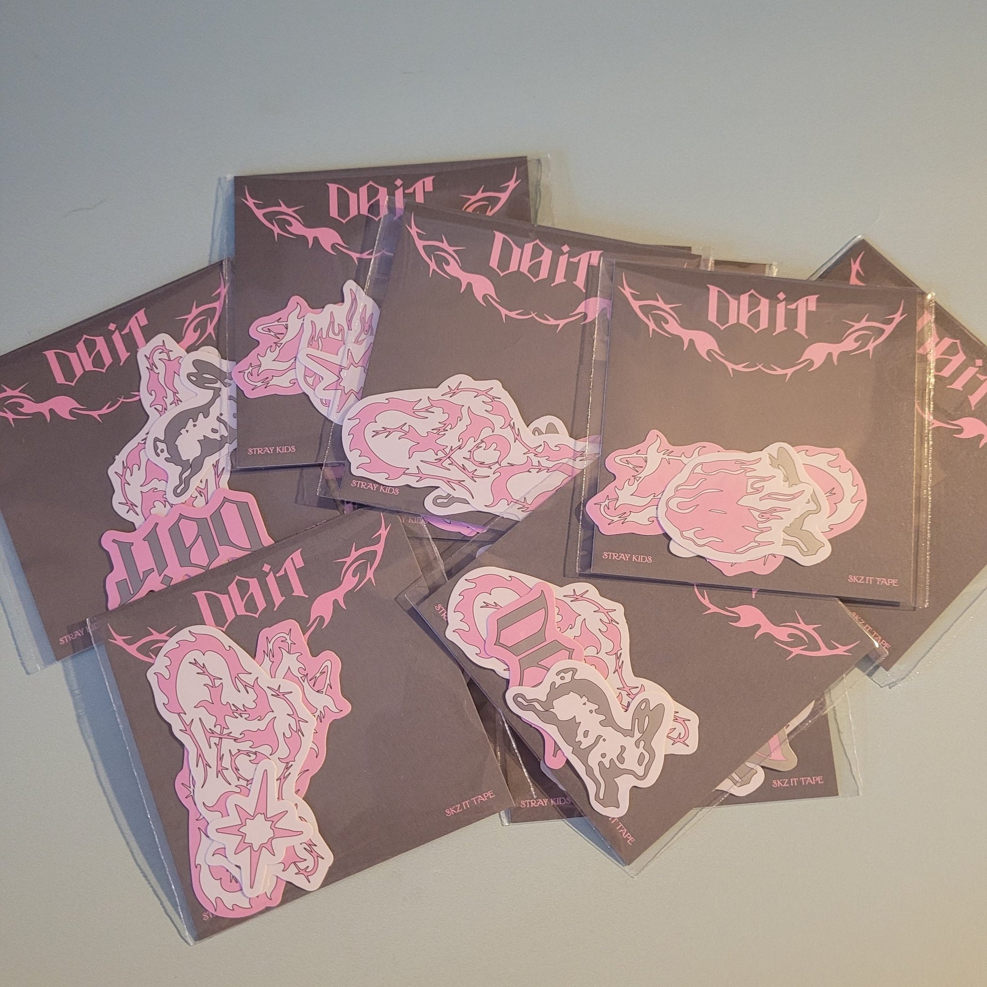 Stray Kids - Do It Album Inclusion: Random Graphic Sticker Pack - KPop Idol