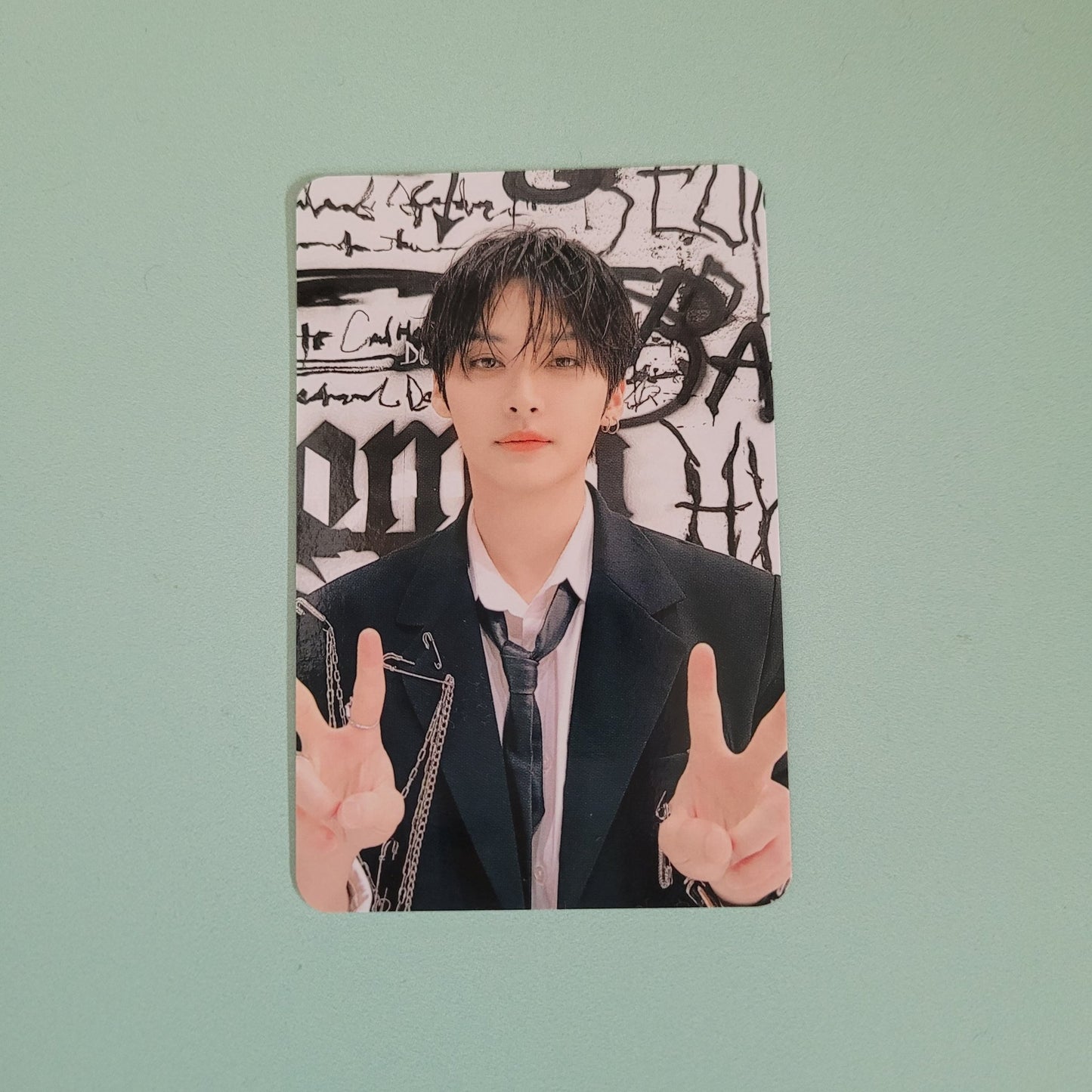 Stray Kids DominATE in Seoul Pin Button Photocard - Lee Know - KPop Idol