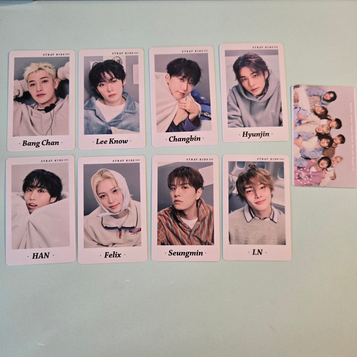 Stray Kids Japan - Run It World Tour Japan Set B (grey) - KPop Idol