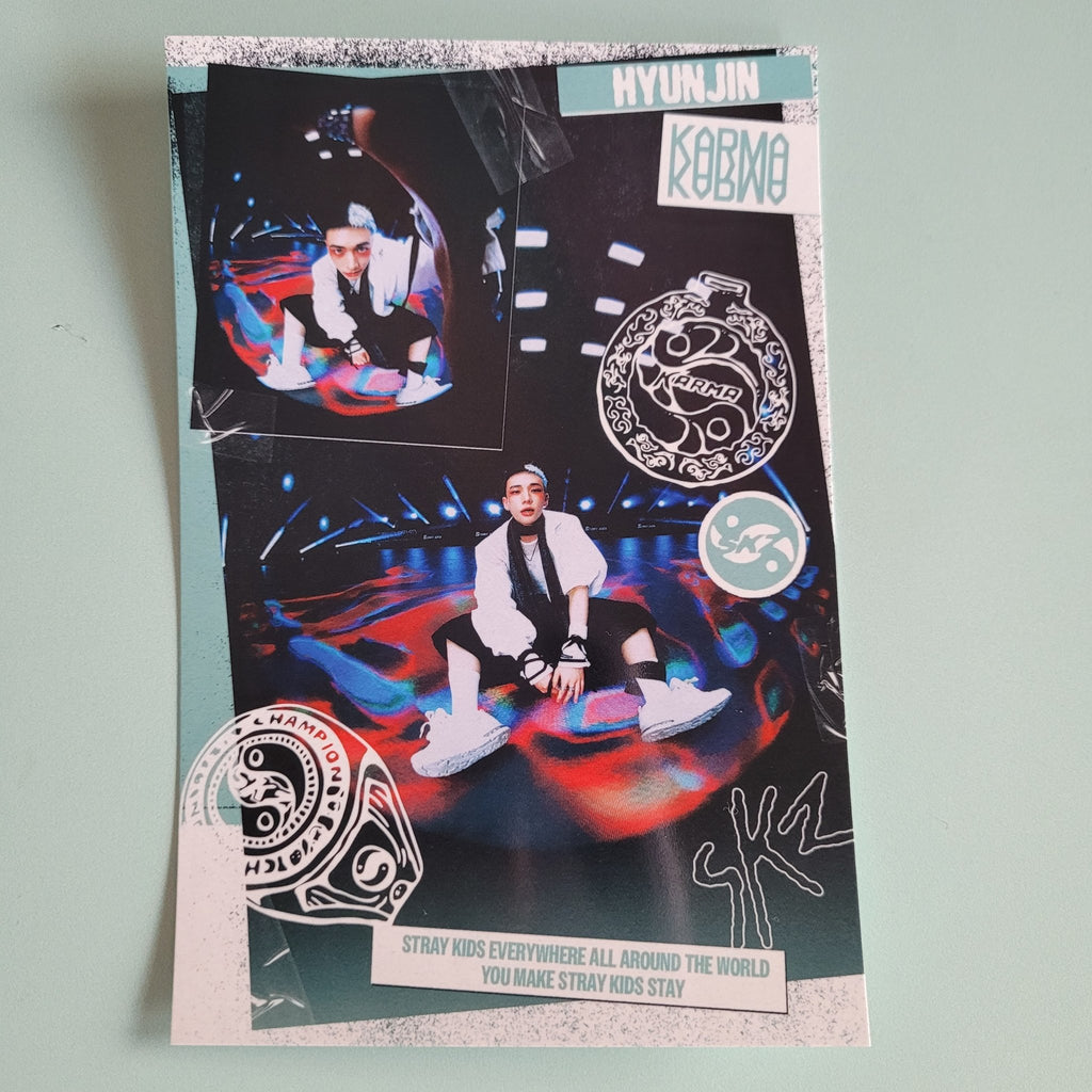 Stray Kids - Karma Album Photocard: Accordion Glossy Photo (member choice) - KPop Idol