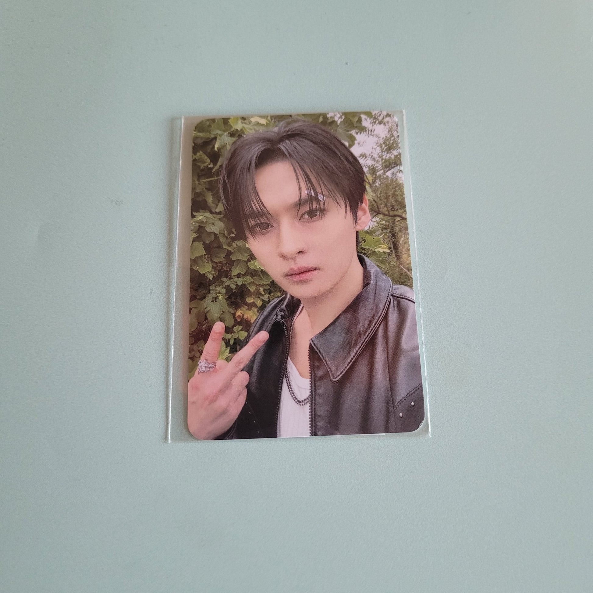 Stray Kids Karma Pop Up Official MD: Offline POB Week One - Lee Know - KPop Idol