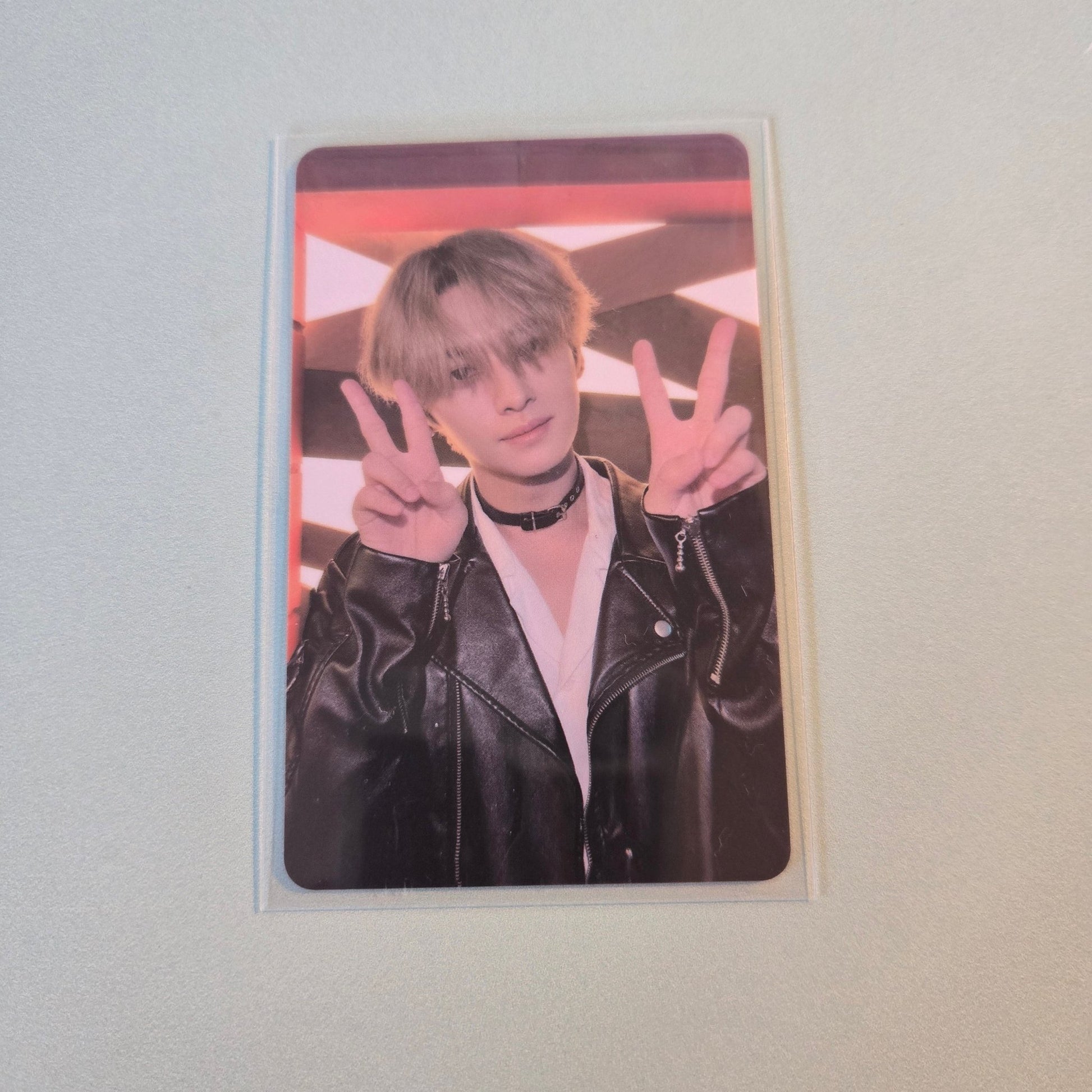 Stray Kids Maxident POB: Soundwave Lucky Draw PVC Card - Lee Know - KPop Idol