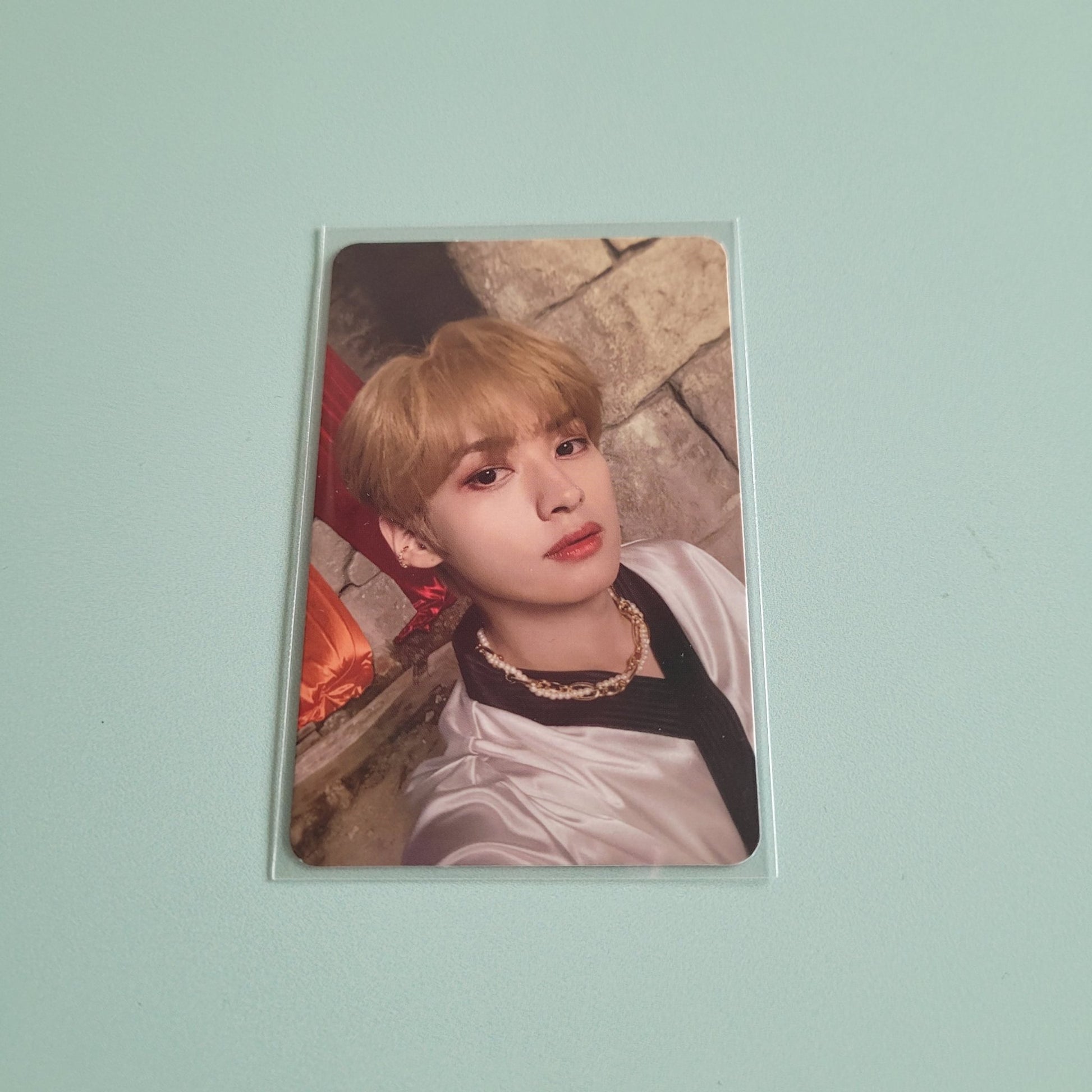 Stray Kids No Easy Album Photocard - Lee Know - KPop Idol