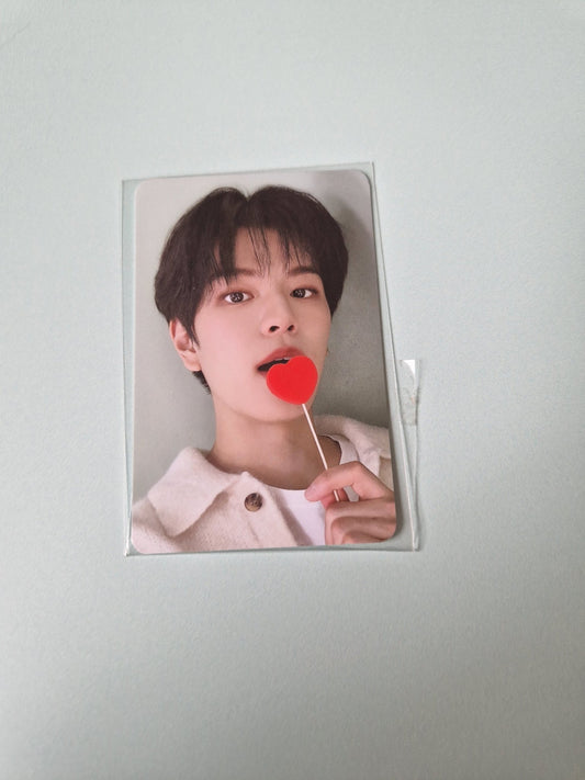 Stray Kids Seungmin Nacific Love The Present PC - KPop Idol