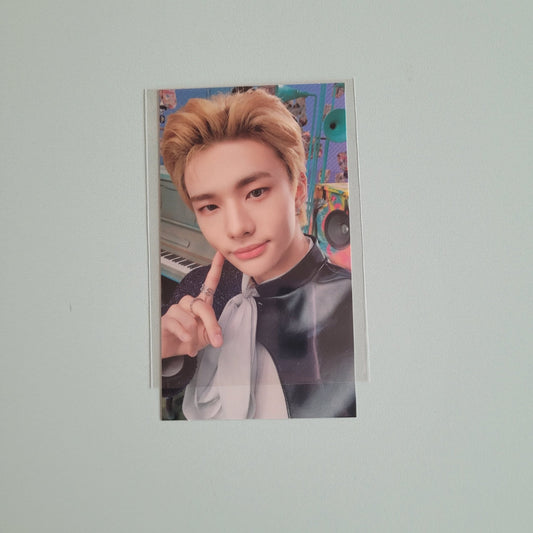 Stray Kids The Sound PC: Double Sided FC - Hyunjin - KPop Idol