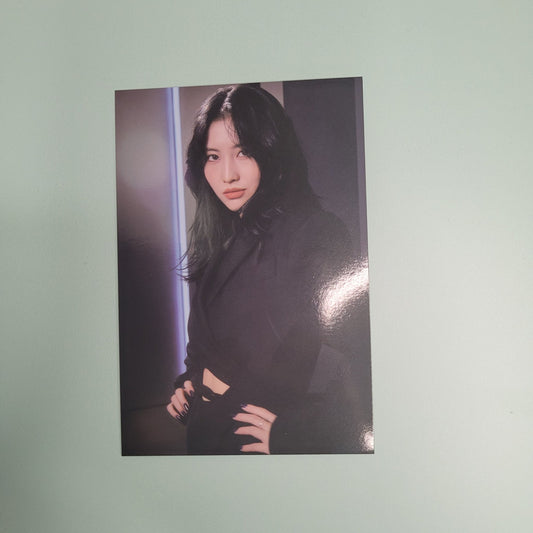 Twice Ready To Be Postcard - Momo - KPop Idol