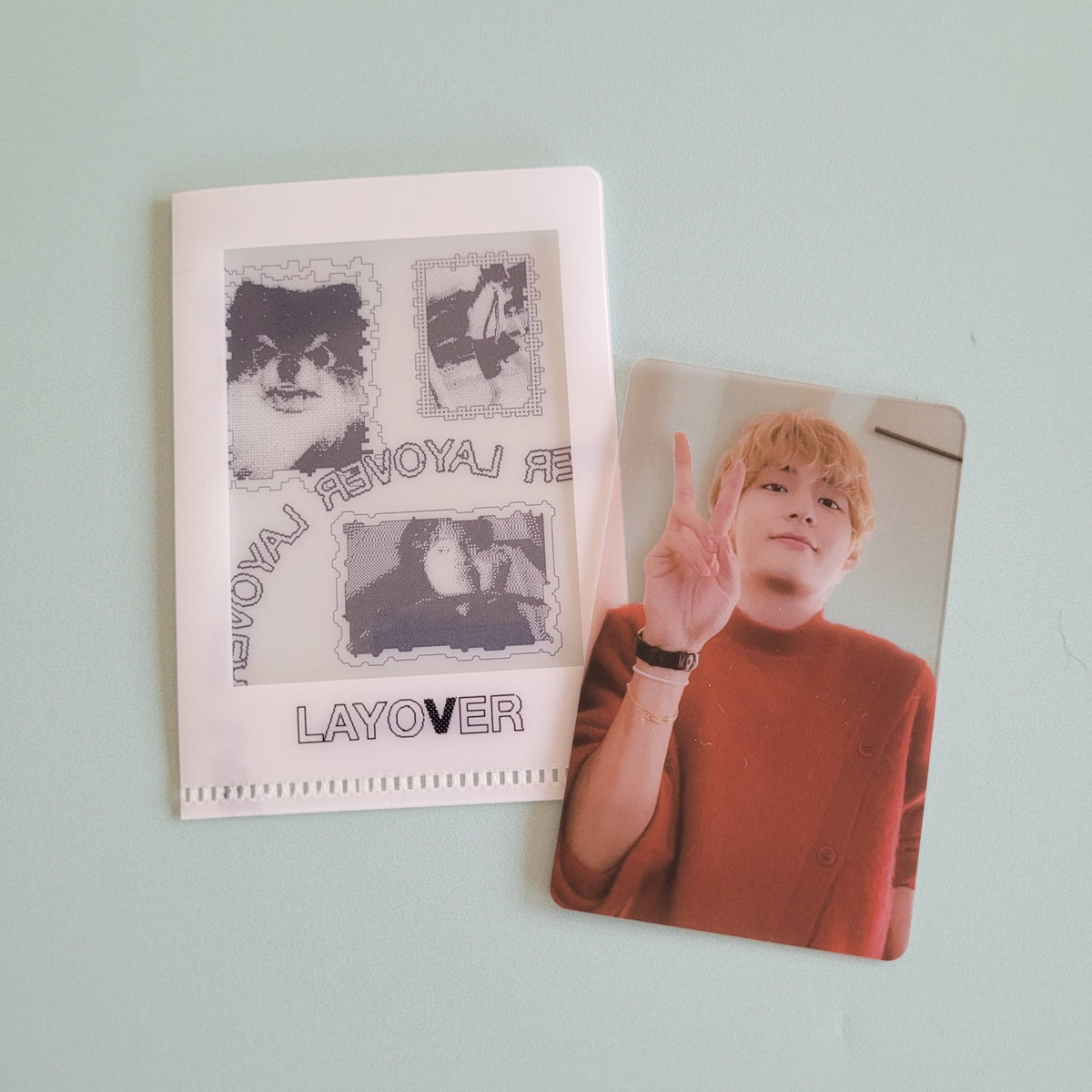 V - Layover POB: Weverse Shop Clear Photocard and L Holder - KPop Idol