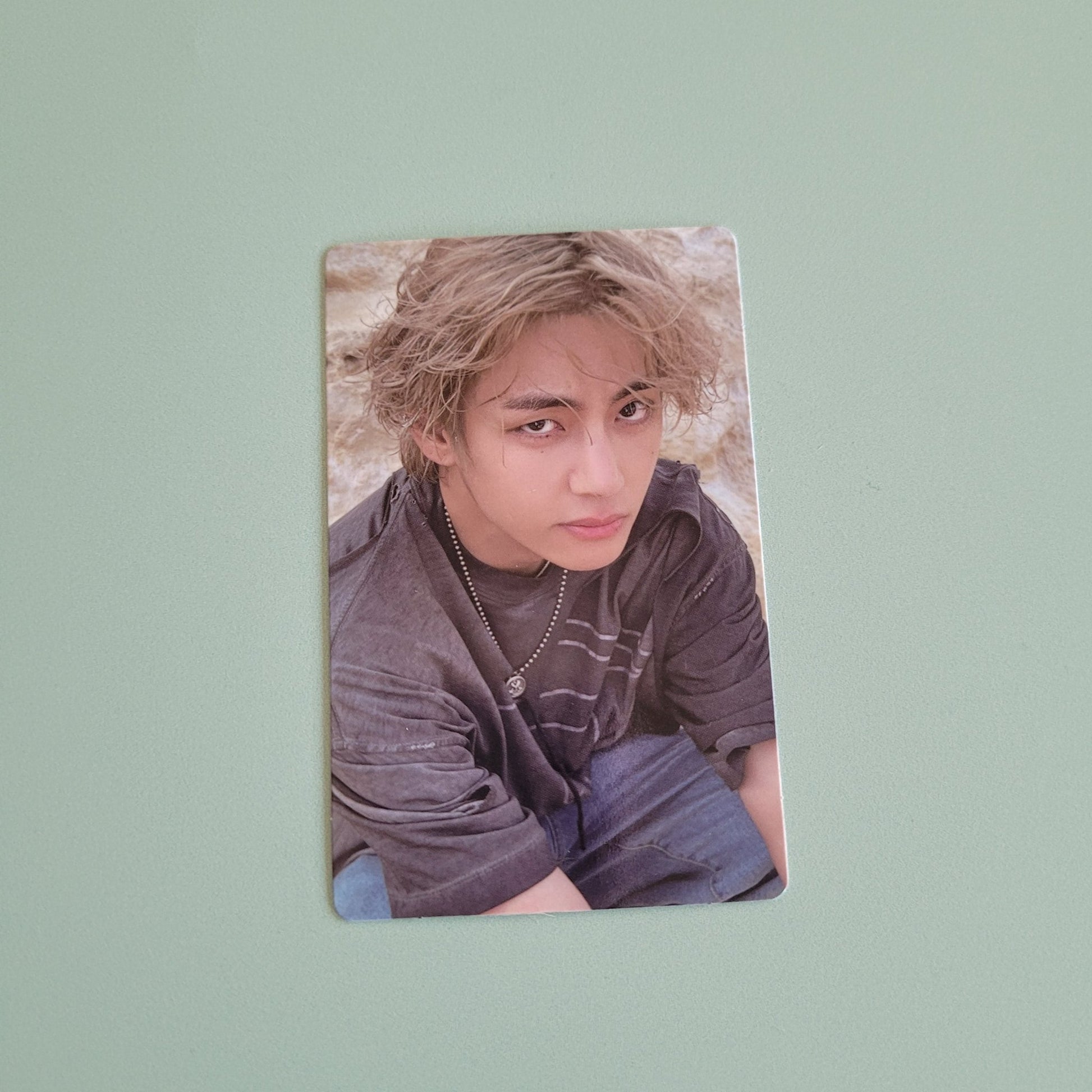 V - Layover POB: Weverse Shop - KPop Idol