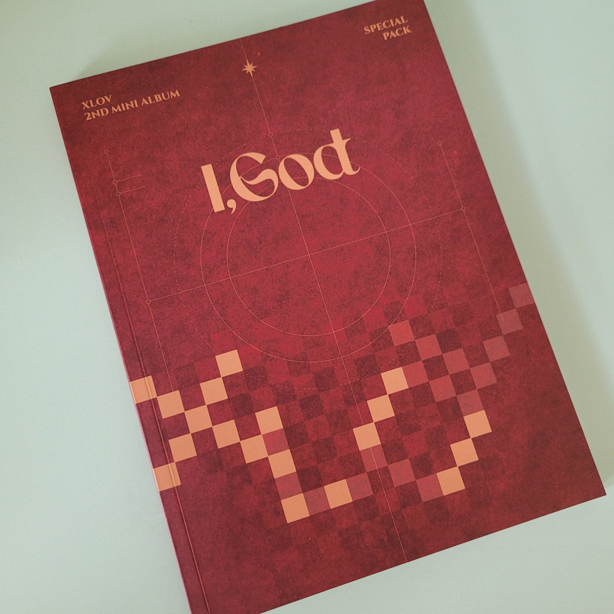 XLOV - I, God Special Pack Inclusions: Photobook - KPop Idol