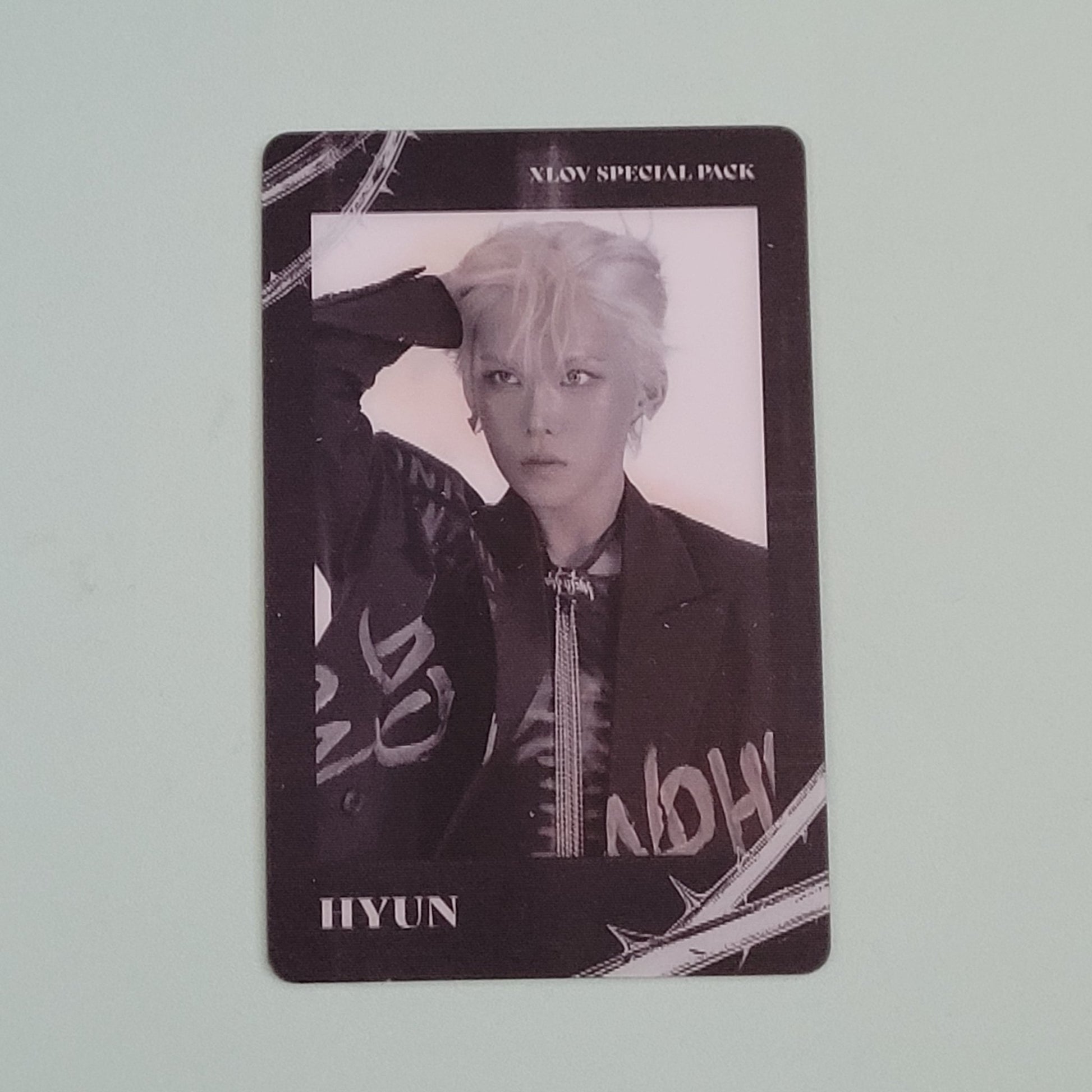 XLOV - UXLXVE Special Pack Lenticular Album PC - Hyun - KPop Idol